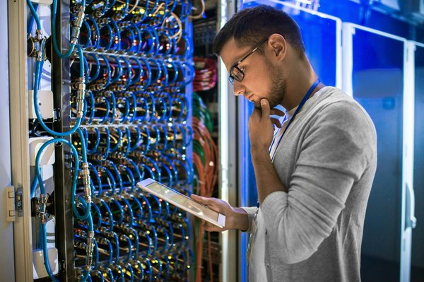 Administrateur système : comment en devenir un ?